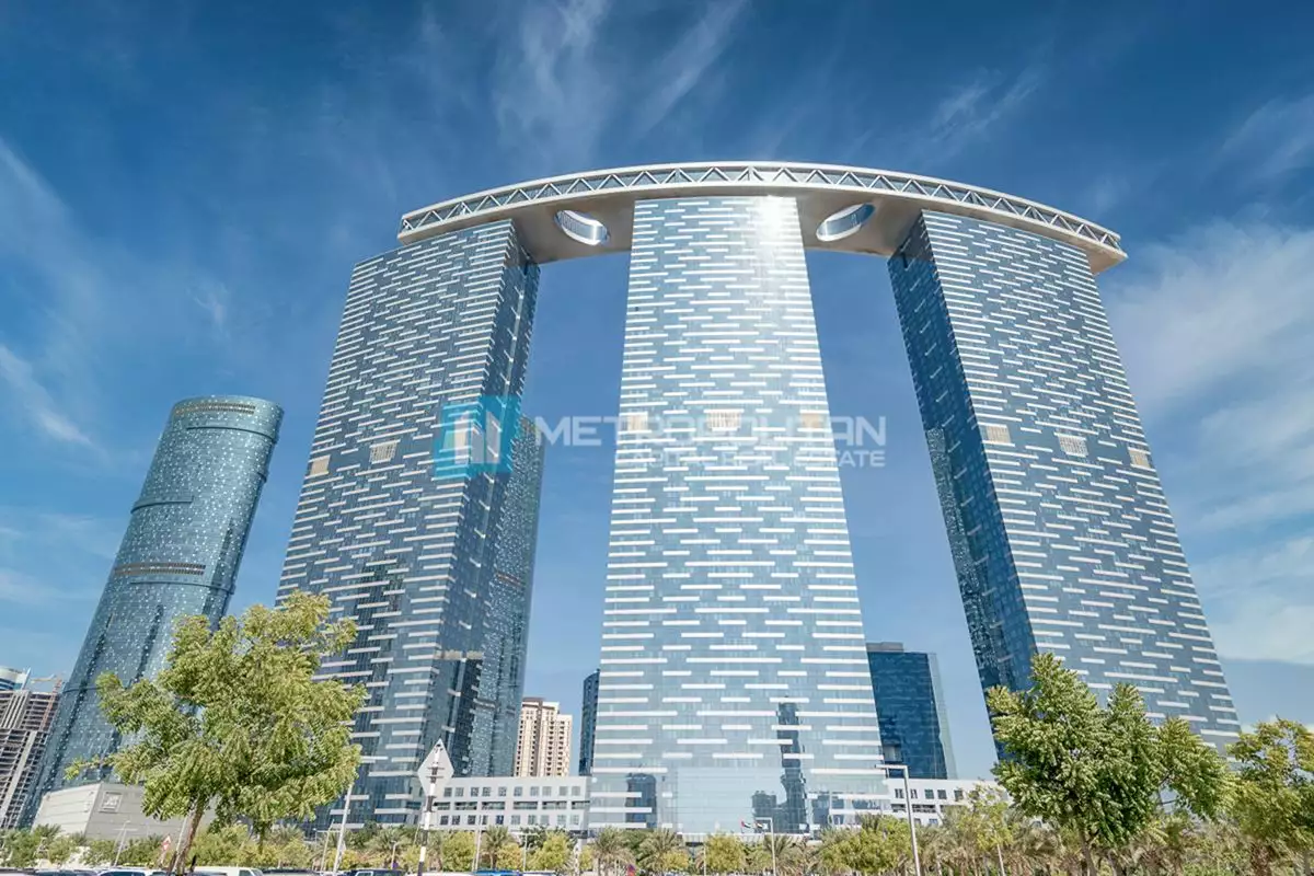 Flat 850m² in UAE, Abu Dhabi. Priced at 2260231€ rent photo-5