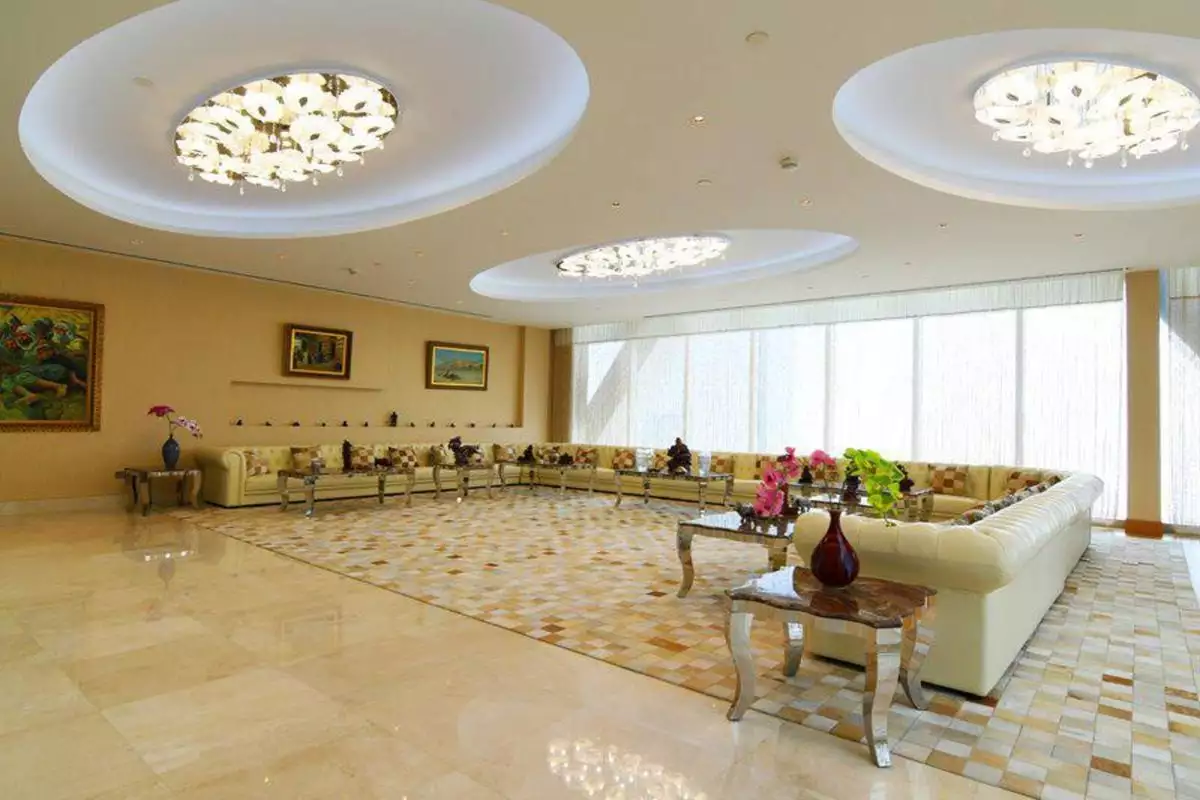 Flat 850m² in UAE, Abu Dhabi. Priced at 2260231€ rent photo-6