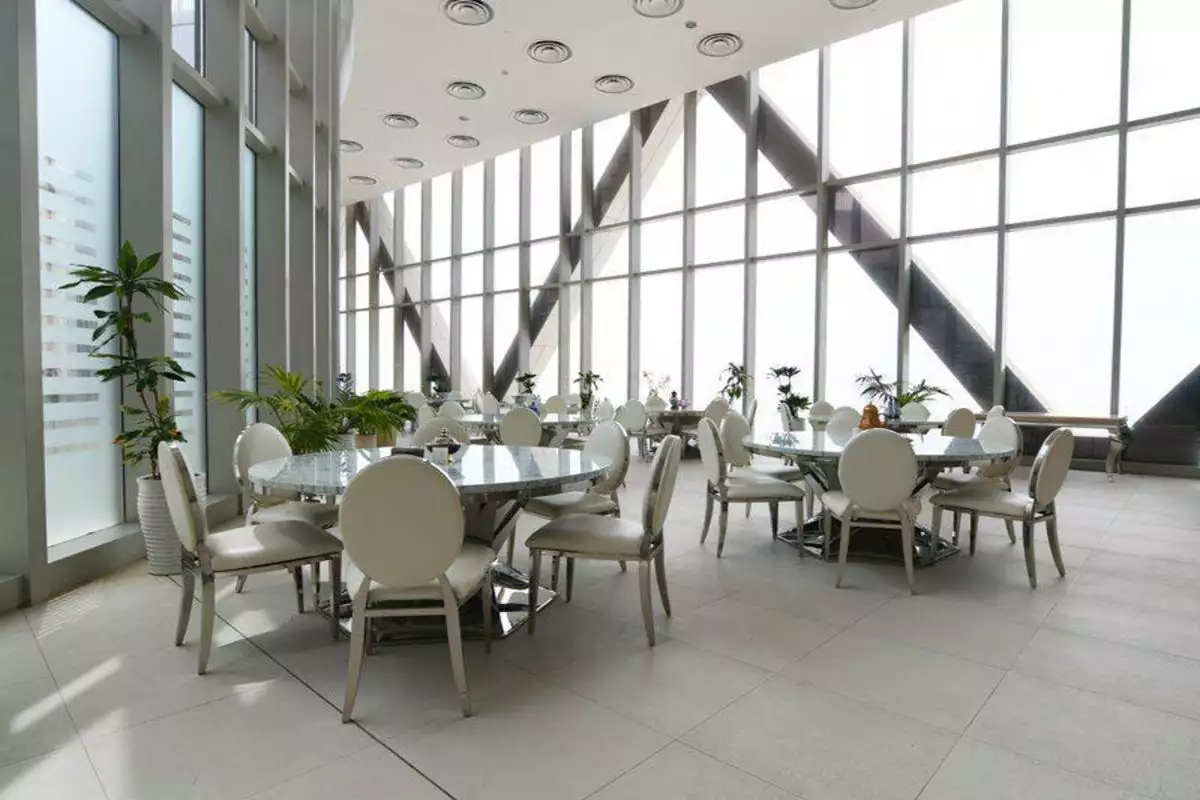 Flat 850m² in UAE, Abu Dhabi. Priced at 2260231€ rent photo-7