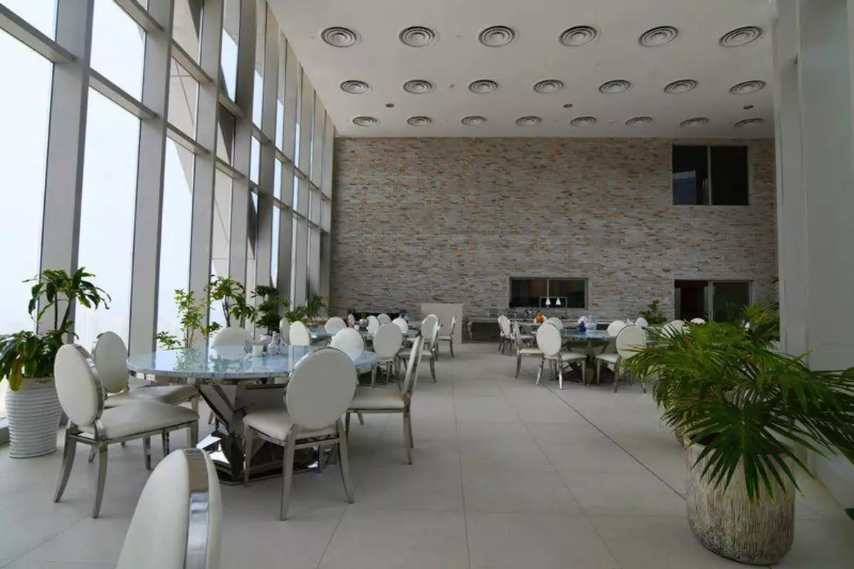 Flat 850m² in UAE, Abu Dhabi. Priced at 2260231€ rent photo-8