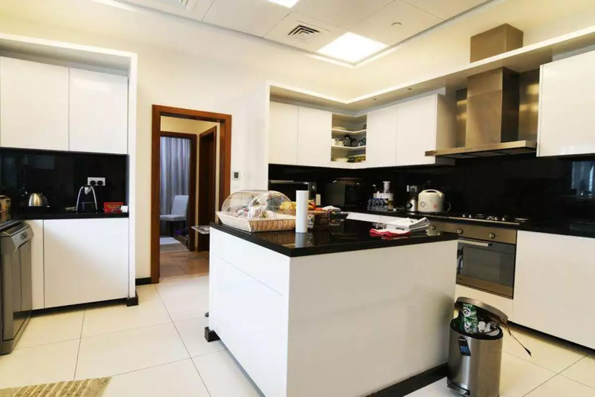 Flat 850m² in UAE, Abu Dhabi. Priced at 2260231€ rent photo-12