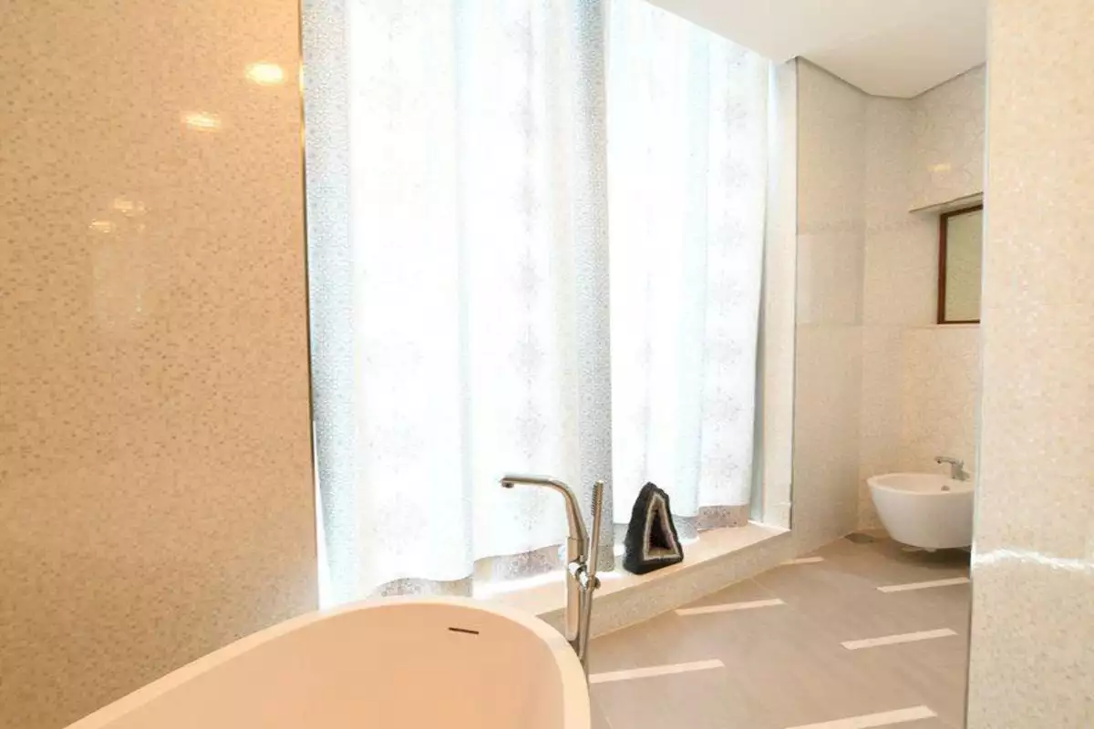 Flat 850m² in UAE, Abu Dhabi. Priced at 2260231€ rent photo-19