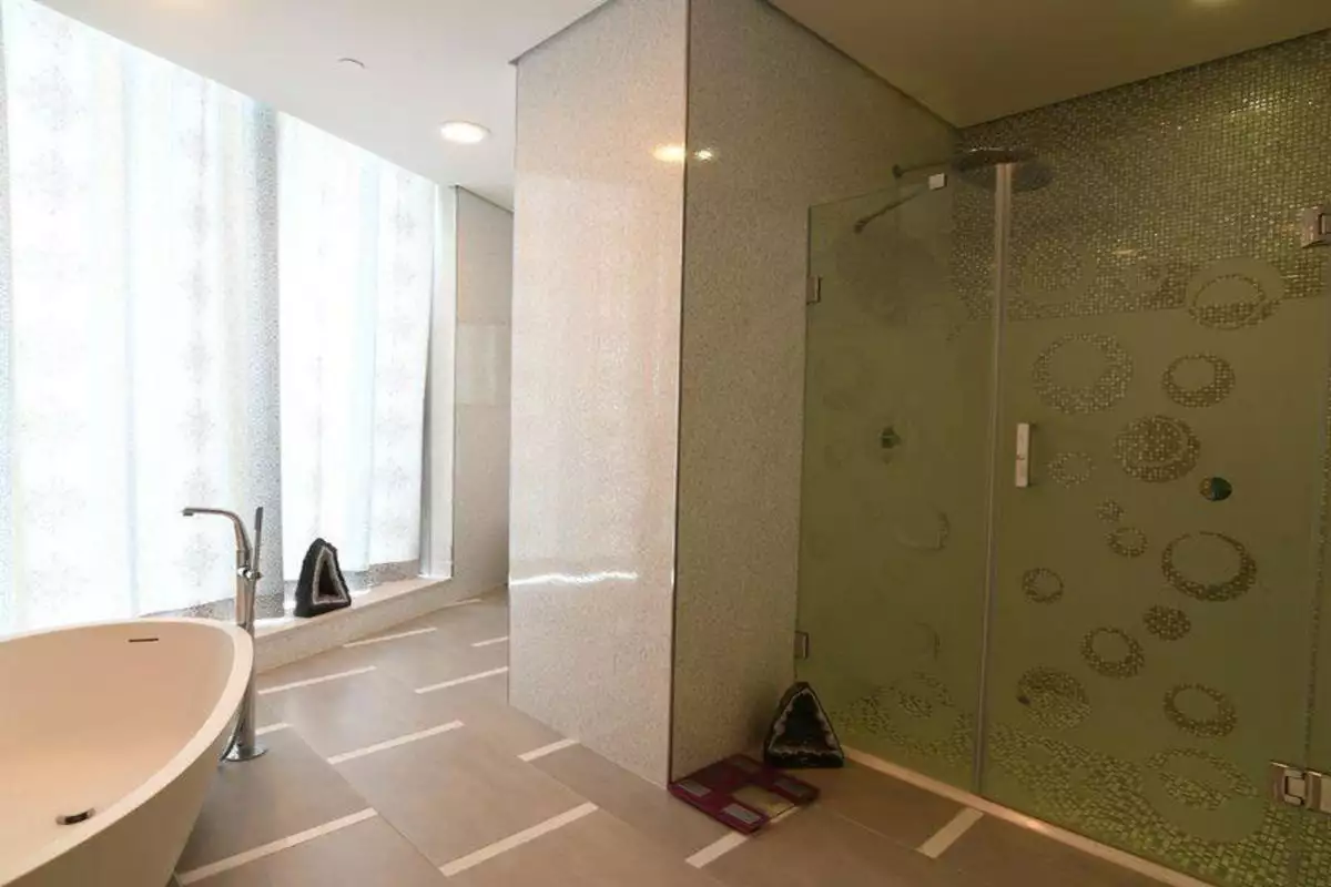 Flat 850m² in UAE, Abu Dhabi. Priced at 2260231€ rent photo-20