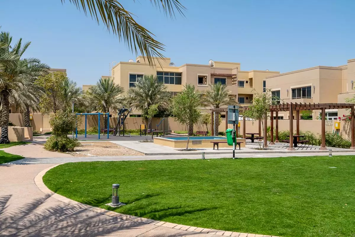Villa 640m² in UAE, Abu Dhabi. Priced at 1132482€ rent photo-6