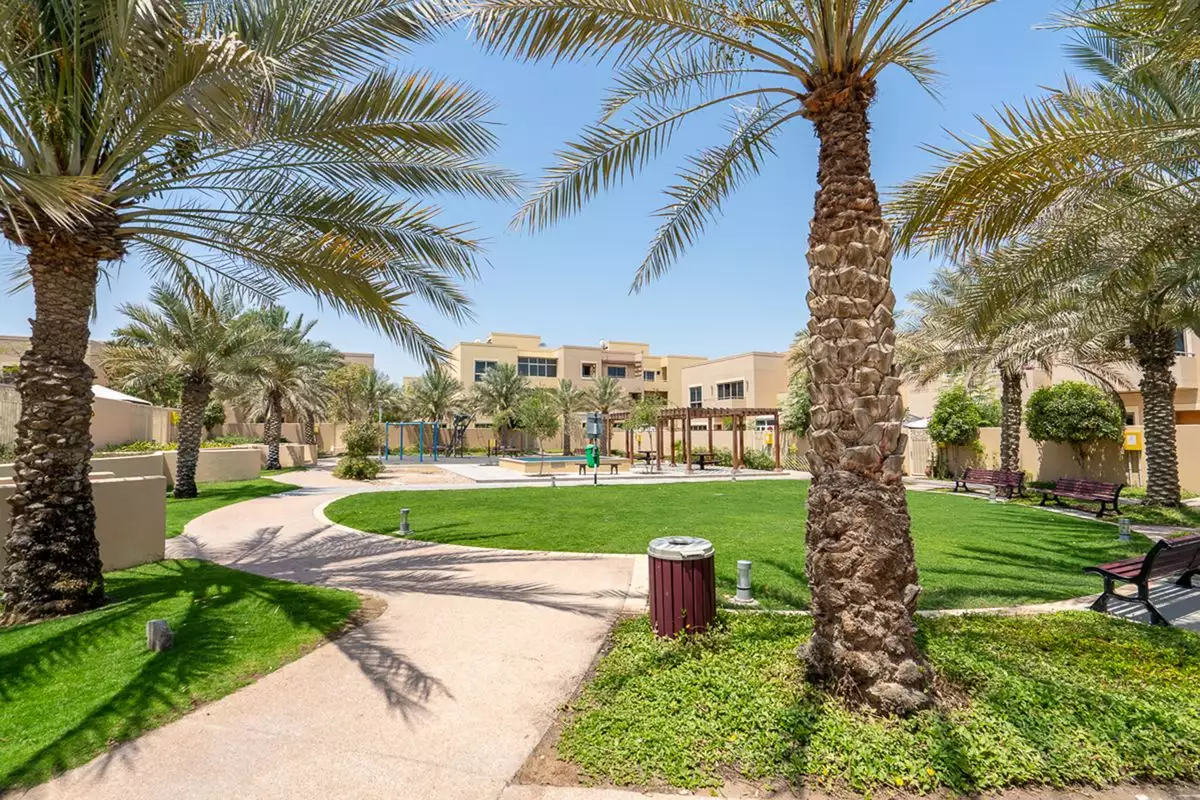 Villa 640m² in UAE, Abu Dhabi. Priced at 1132482€ rent photo-8