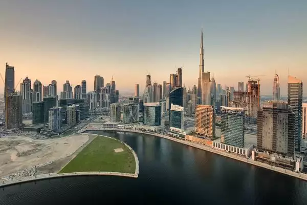 Flat 1765m² in UAE, Dubai. Priced at 44948790€ rent photo-1