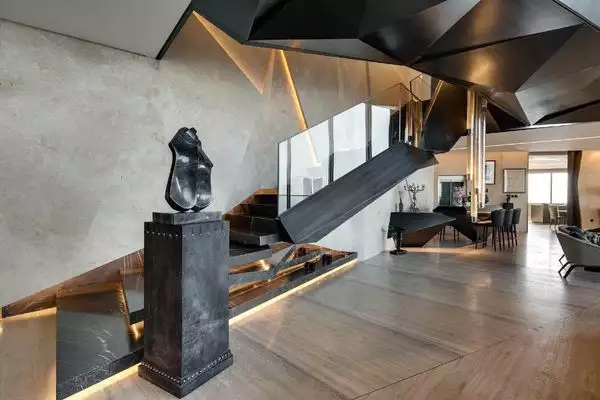 Flat 1765m² in UAE, Dubai. Priced at 44948790€ rent photo-5