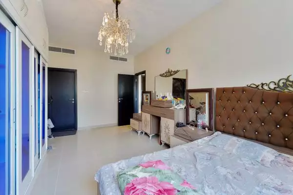 Flat 104m² in UAE, Abu Dhabi. Priced at 204767€ rent photo-12