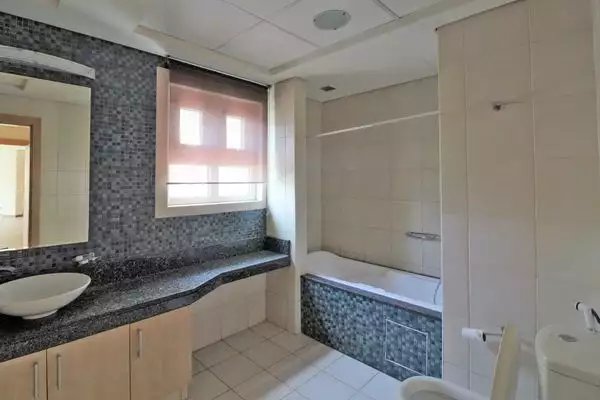 Flat 201m² in UAE, Dubai. Priced at 1048805€ rent photo-11