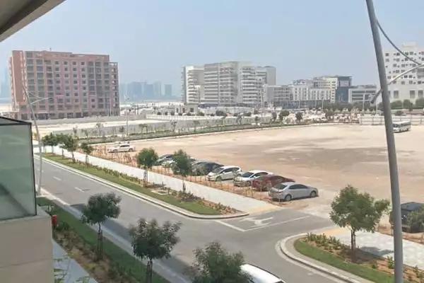 Flat 79m² in UAE, Abu Dhabi. Priced at 275397€ rent photo-2