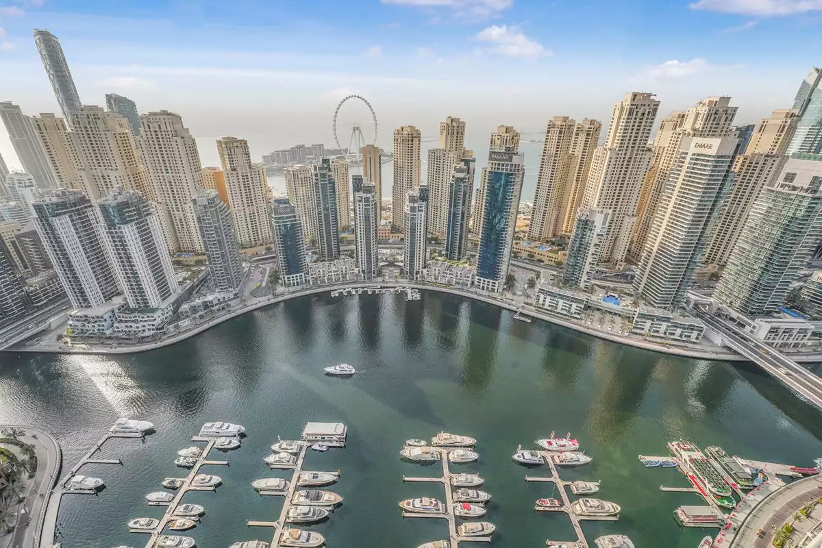 Flat 102m² in UAE, Dubai. Priced at 1207980€ rent photo-1