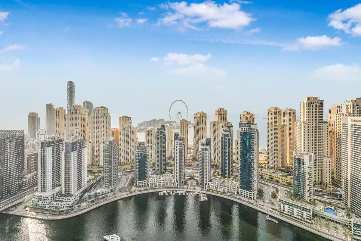 Flat 102m² in UAE, Dubai. Priced at 1207980€ rent photo-23