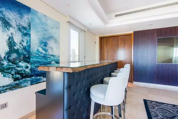 Flat 1217m² in UAE, Dubai. Priced at 5244025€ rent photo-4