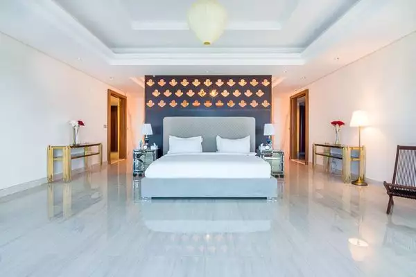 Flat 1217m² in UAE, Dubai. Priced at 5244025€ rent photo-14