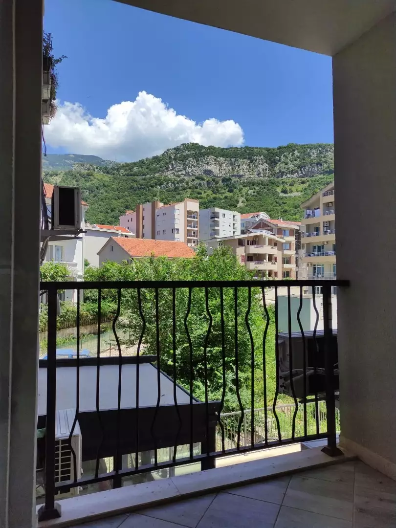 Flat 72m² in Montenegro, Budva. Priced at 195000€ rent photo-2