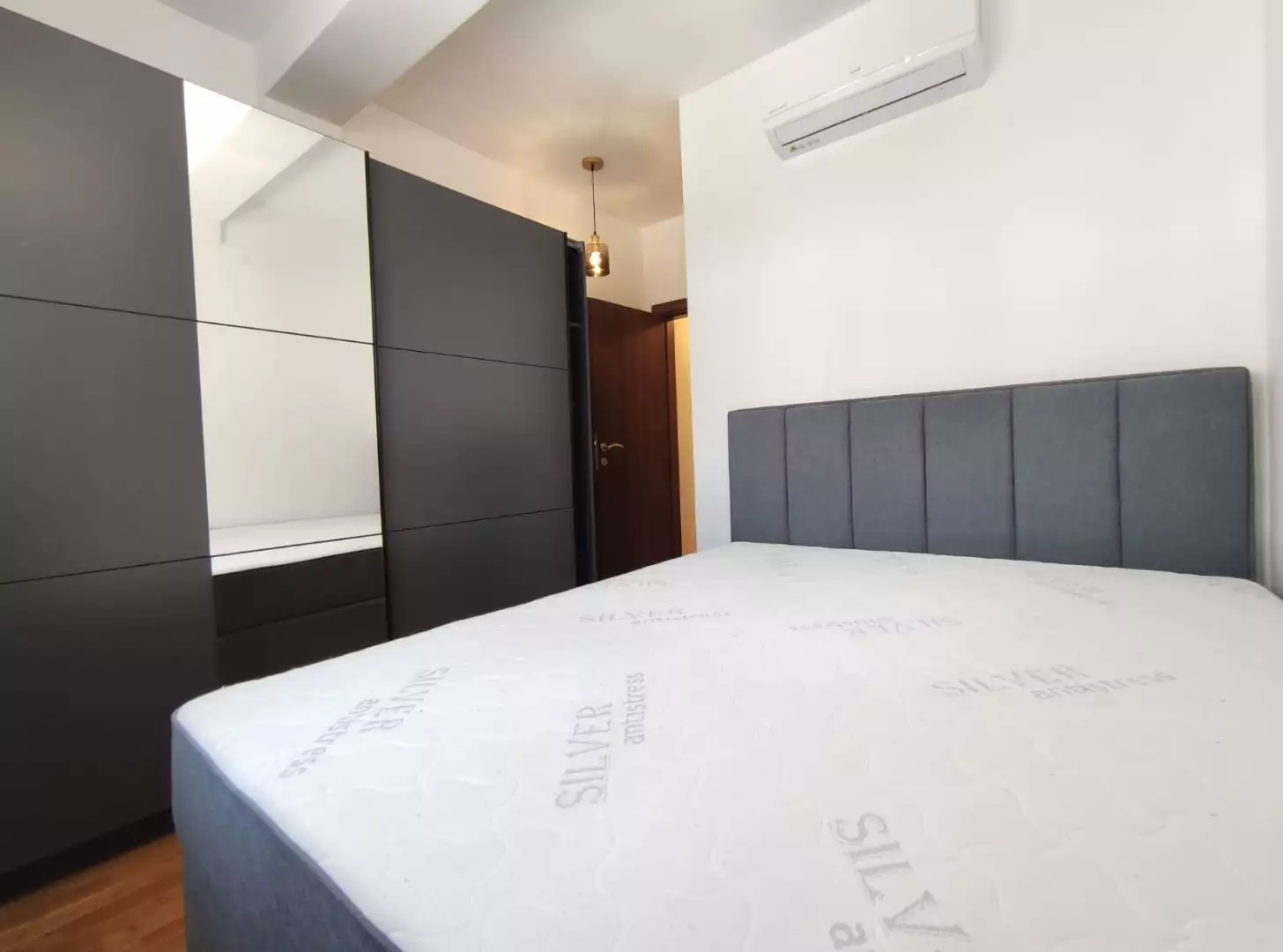 Flat 72m² in Montenegro, Budva. Priced at 195000€ rent photo-16