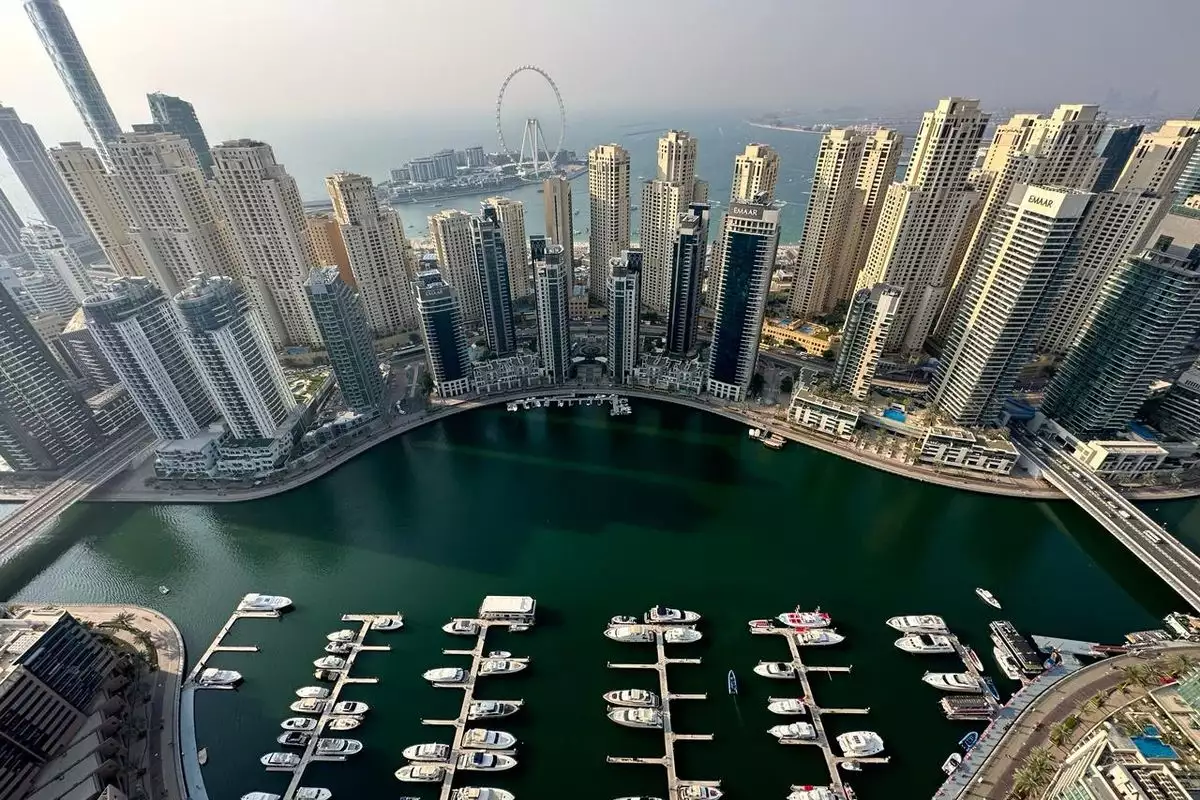 Flat 217m² in UAE, Dubai. Priced at 2244942€ rent photo-4