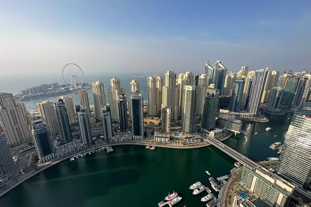 Flat 217m² in UAE, Dubai. Priced at 2244942€ rent photo-12