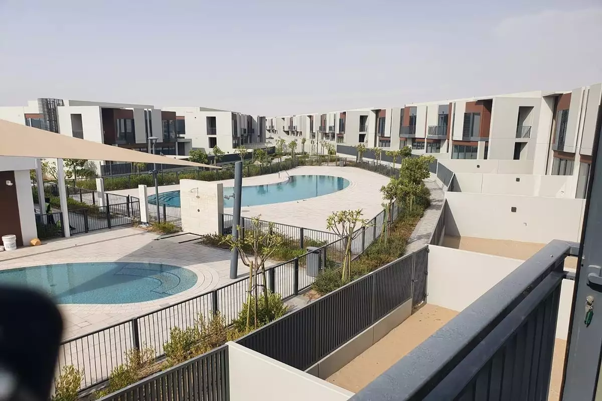 Townhouse 245m² in UAE, Dubai. Priced at 986376€ rent photo-2