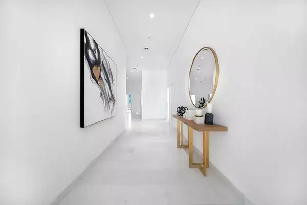 Flat 491m² in UAE, Dubai. Priced at 3695789€ rent photo-11