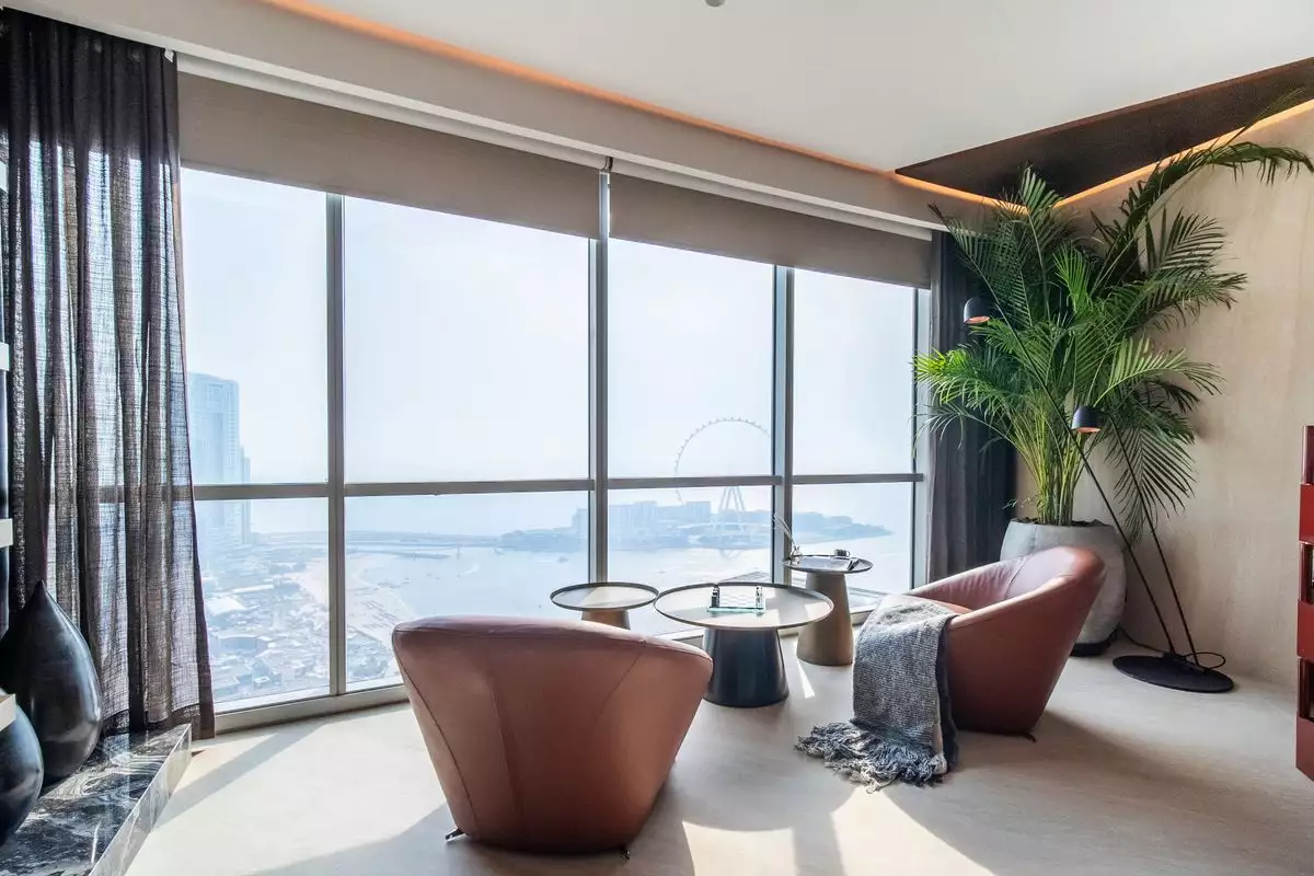 Flat 379m² in UAE, Dubai. Priced at 3752147€ rent photo-4