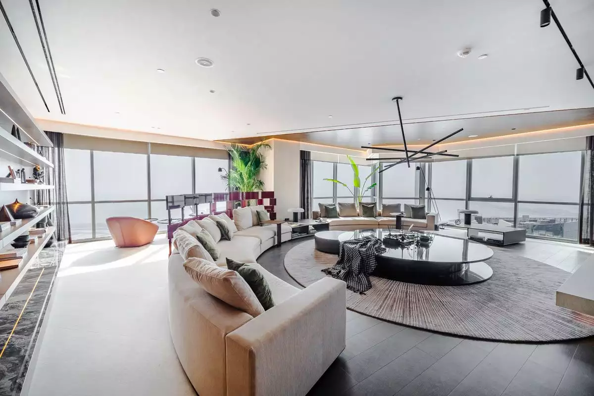 Flat 379m² in UAE, Dubai. Priced at 3752147€ rent photo-5
