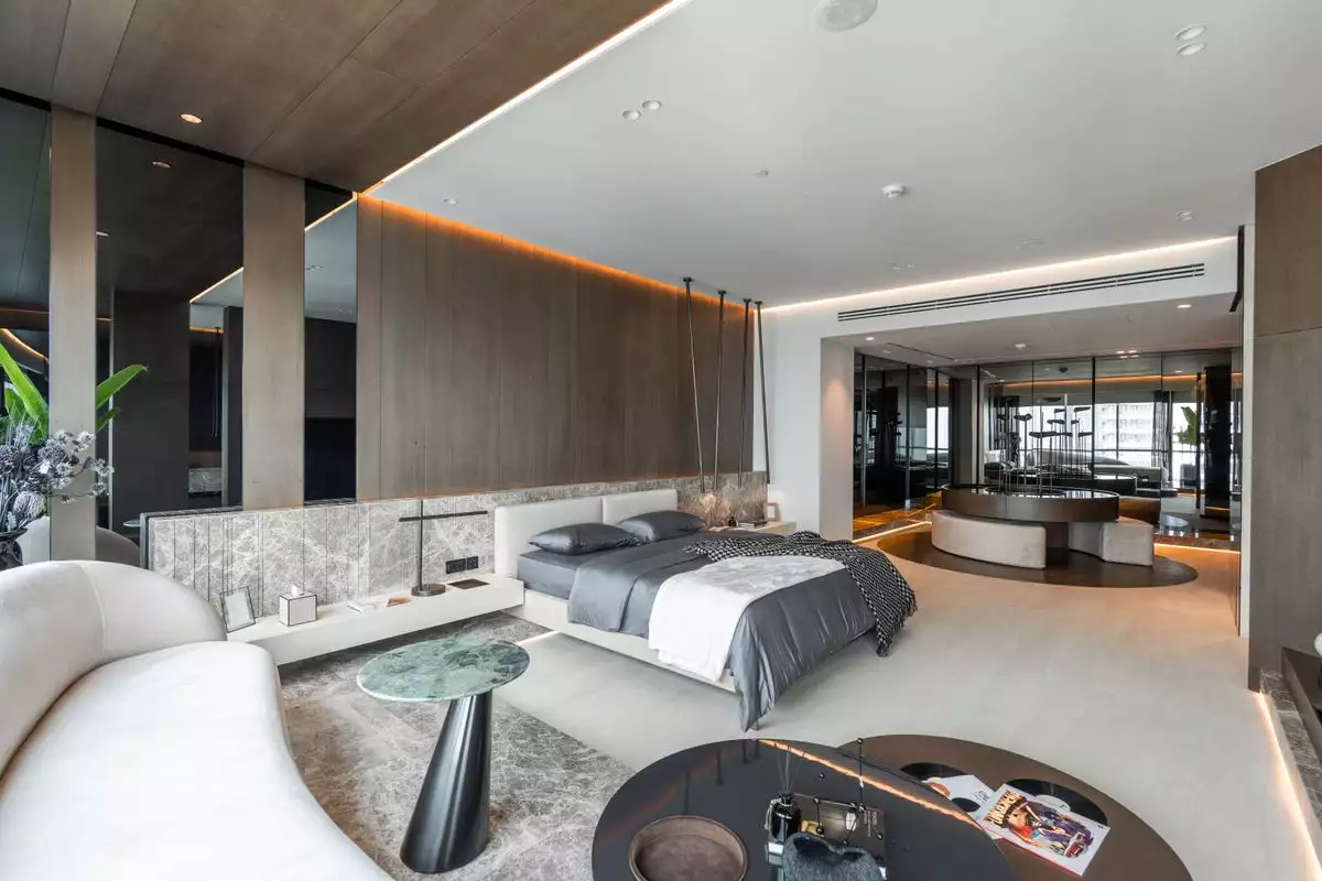 Flat 379m² in UAE, Dubai. Priced at 3752147€ rent photo-14