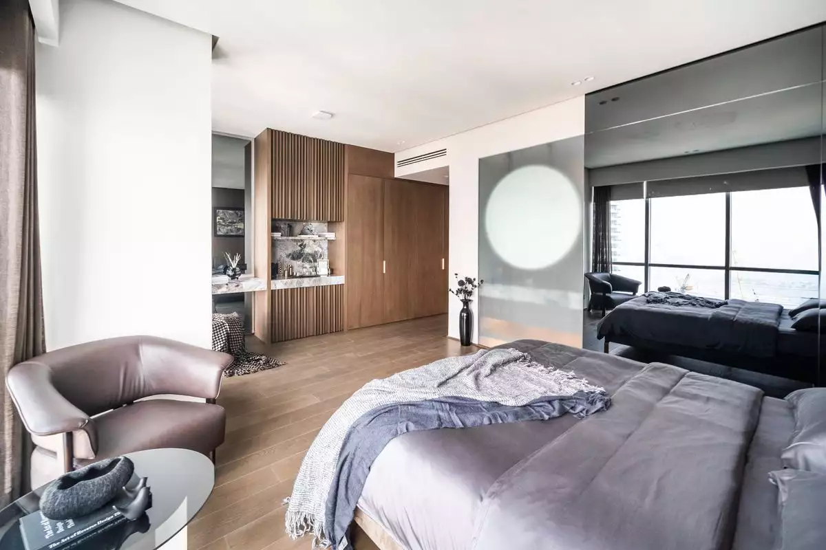 Flat 379m² in UAE, Dubai. Priced at 3752147€ rent photo-24