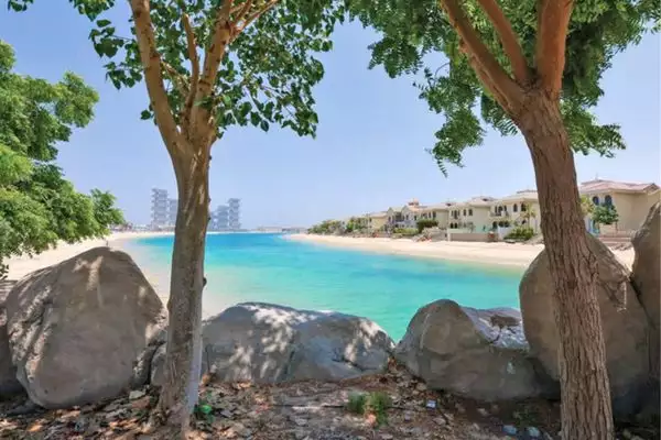 Villa 470m² in UAE, Dubai. Priced at 3745732€ rent photo-14
