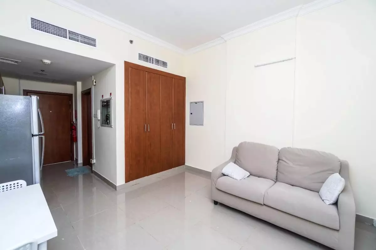 Flat 45m² in UAE, Dubai. Priced at 107378€ rent photo-7