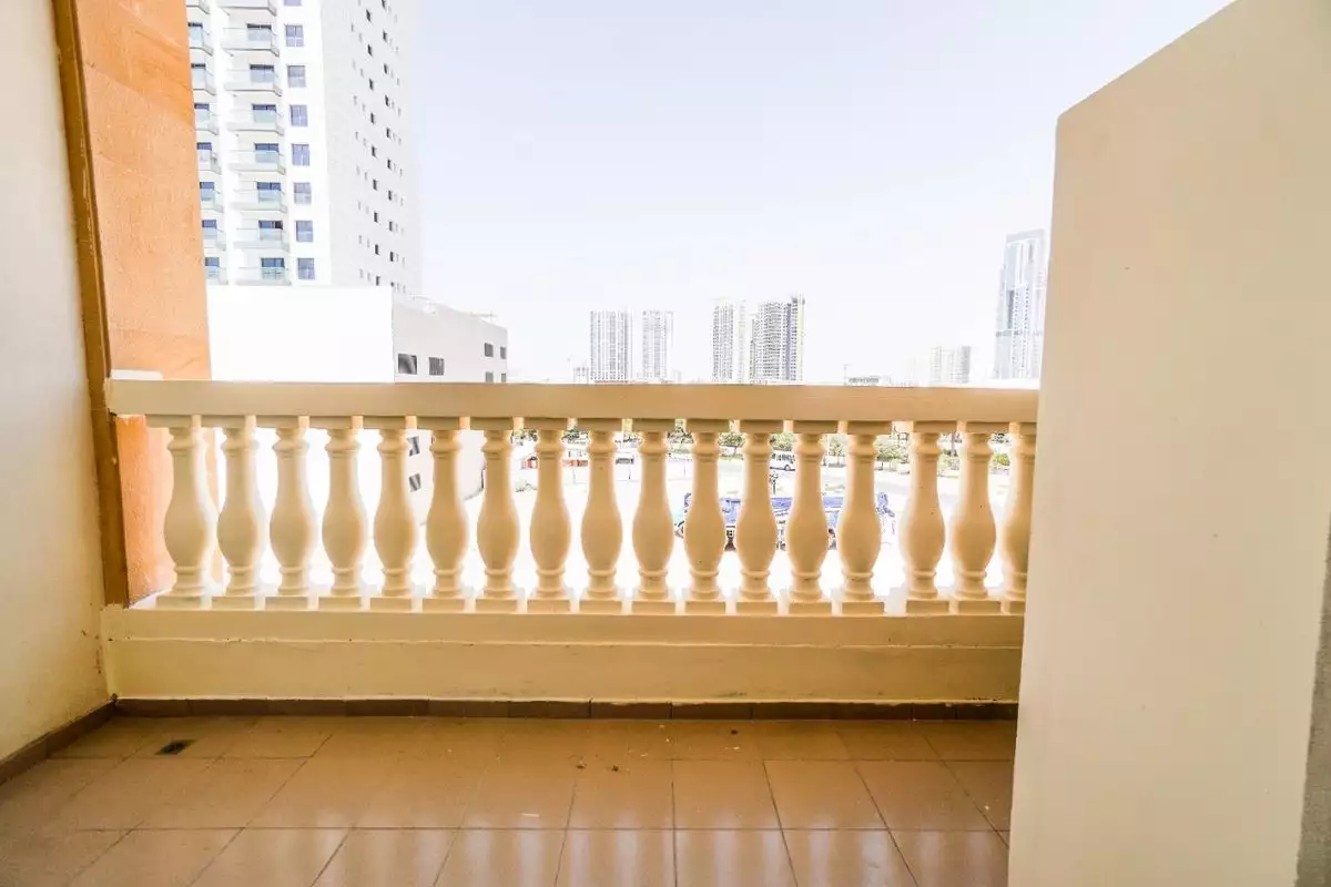 Flat 45m² in UAE, Dubai. Priced at 107378€ rent photo-13