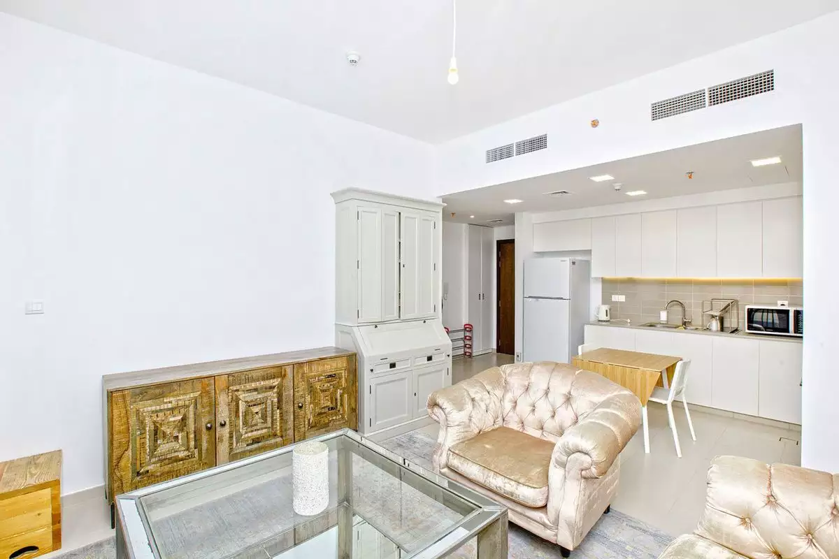 Flat 129m² in UAE, Dubai. Priced at 324630€ rent photo-3
