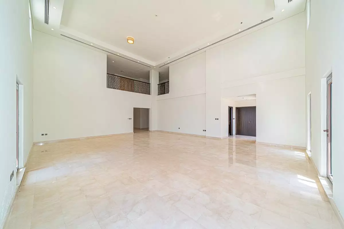 Flat 1162m² in UAE, Dubai. Priced at 11237197€ rent photo-4