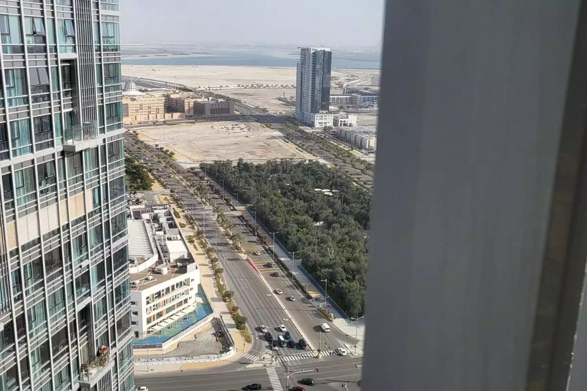 Flat 111m² in UAE, Abu Dhabi. Priced at 330610€ rent photo-5