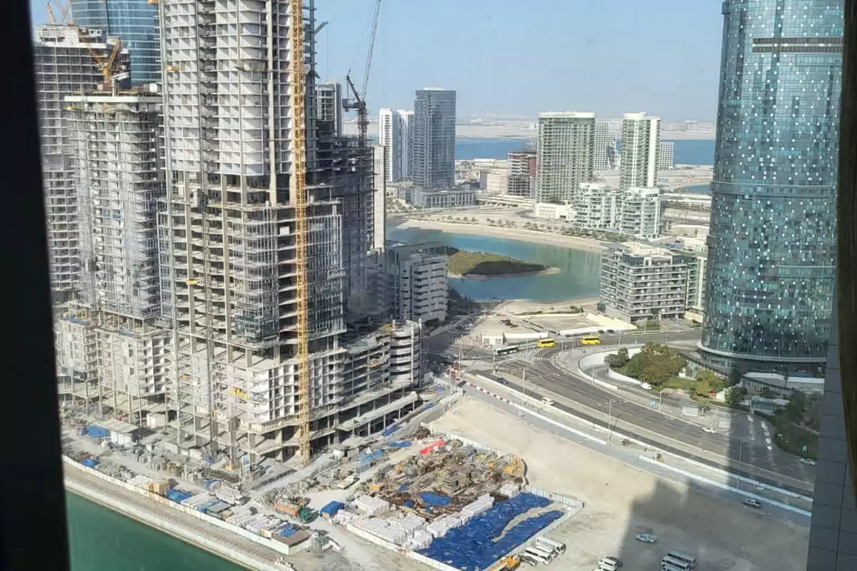 Flat 111m² in UAE, Abu Dhabi. Priced at 330610€ rent photo-6