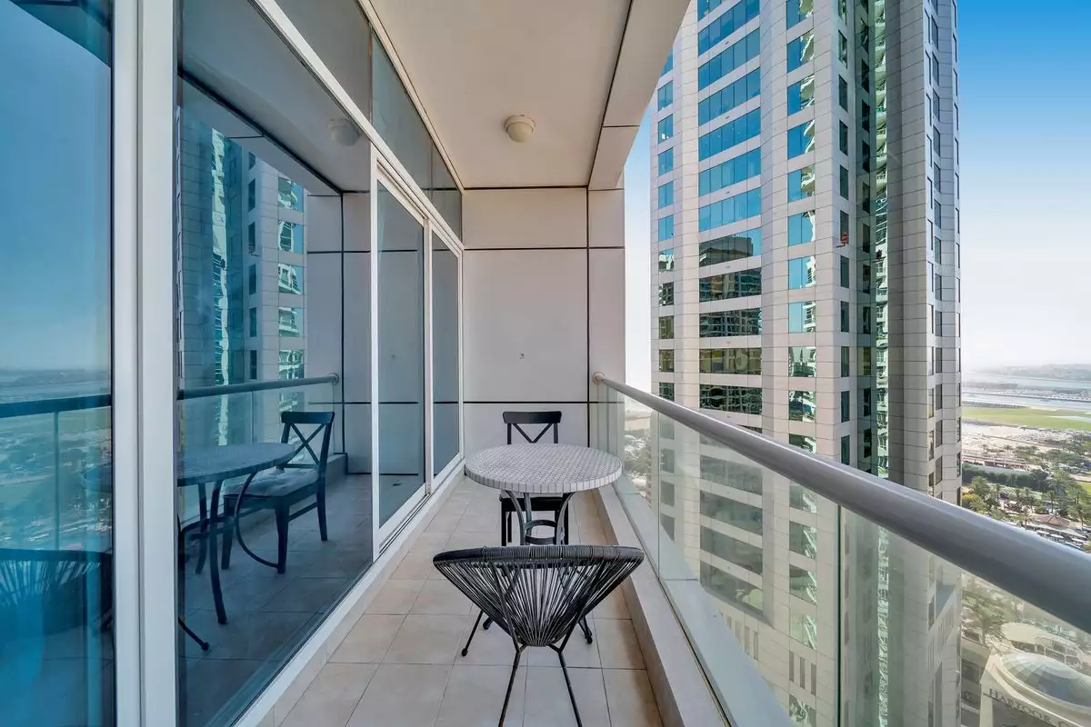 Flat 112m² in UAE, Dubai. Priced at 599317€ rent photo-15