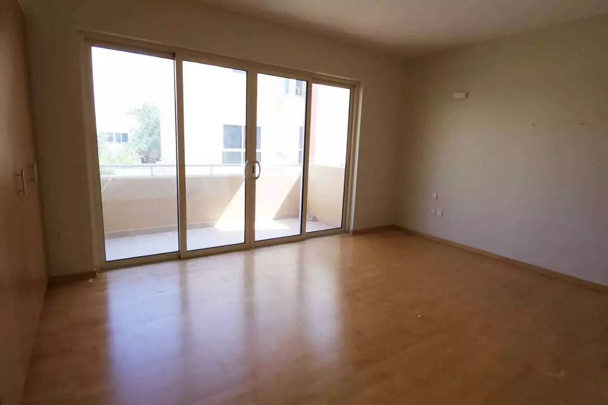 Townhouse 301m² in UAE, Abu Dhabi. Priced at 729822€ rent photo-13