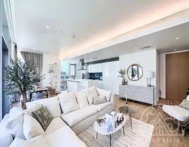 Buy in UAE for 3253264€