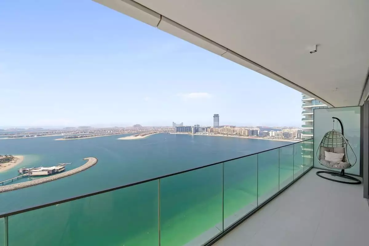 Flat 194m² in UAE, Dubai. Priced at 2409755€ rent photo-1