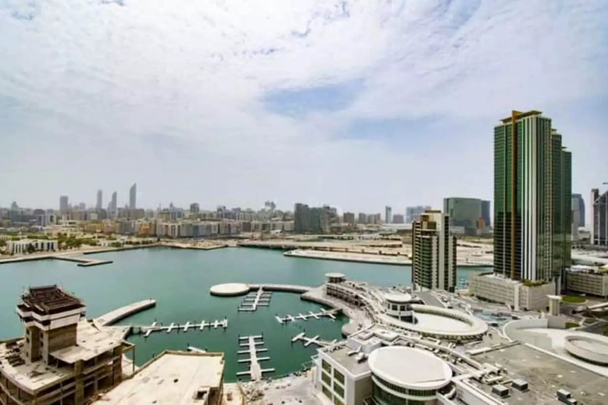 Flat 126m² in UAE, Abu Dhabi. Priced at 282287€ rent photo-2