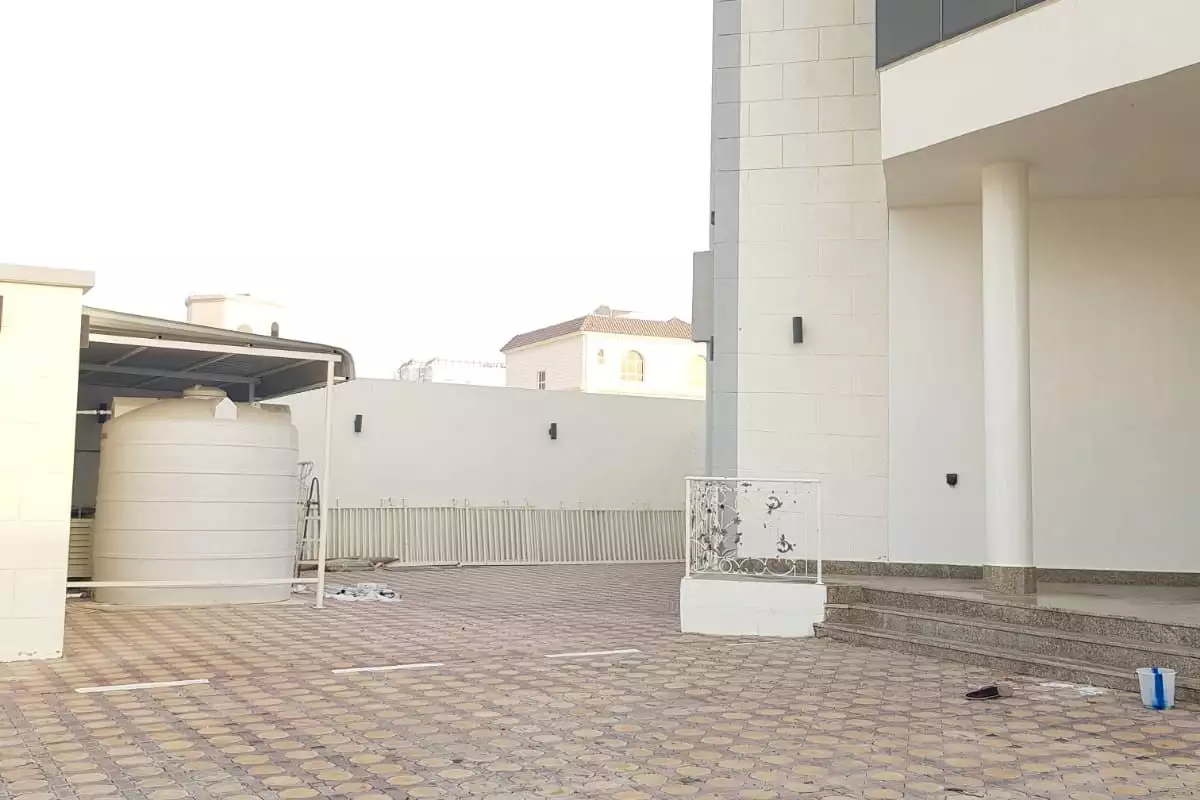 Villa 1100m² in UAE, Abu Dhabi. Priced at 1498293€ rent photo-11