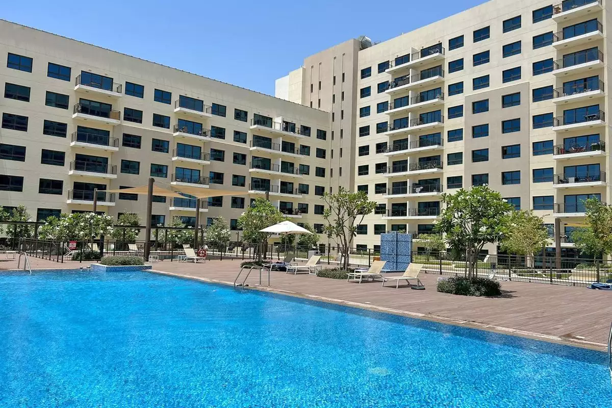 Flat 92m² in UAE, Dubai. Priced at 349602€ rent photo-1