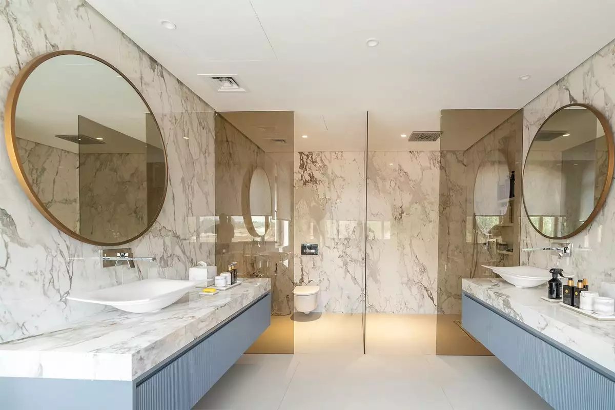 Villa 557m² in UAE, Dubai. Priced at 5743456€ rent photo-12