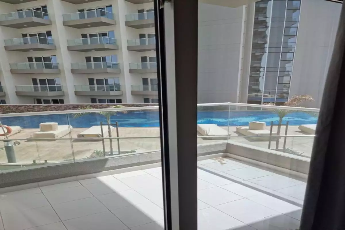 Flat 33m² in UAE, Dubai. Priced at 122361€ rent photo-2