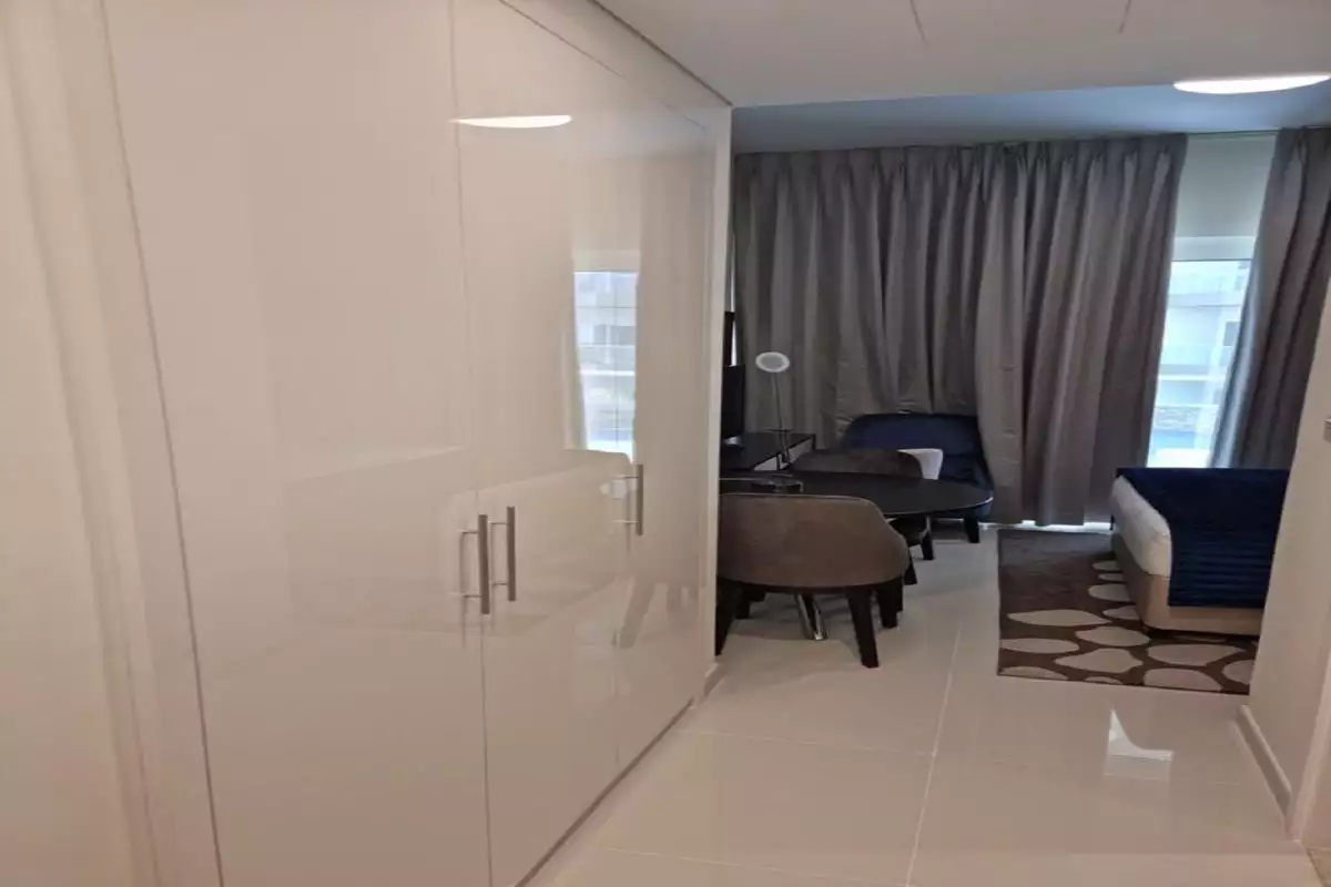 Flat 33m² in UAE, Dubai. Priced at 122361€ rent photo-6