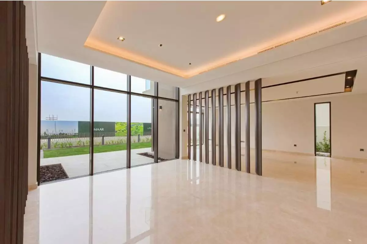 Villa 560m² in UAE, Dubai. Priced at 4994310€ rent photo-2