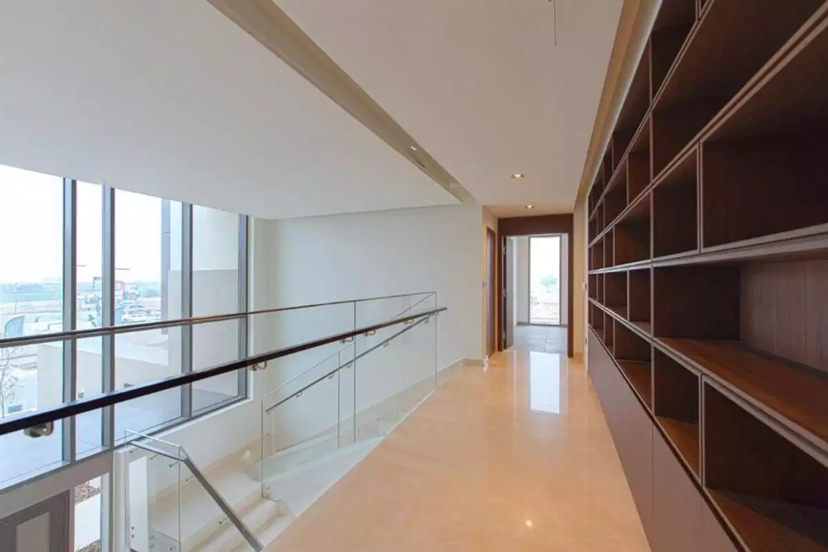 Villa 560m² in UAE, Dubai. Priced at 4994310€ rent photo-8