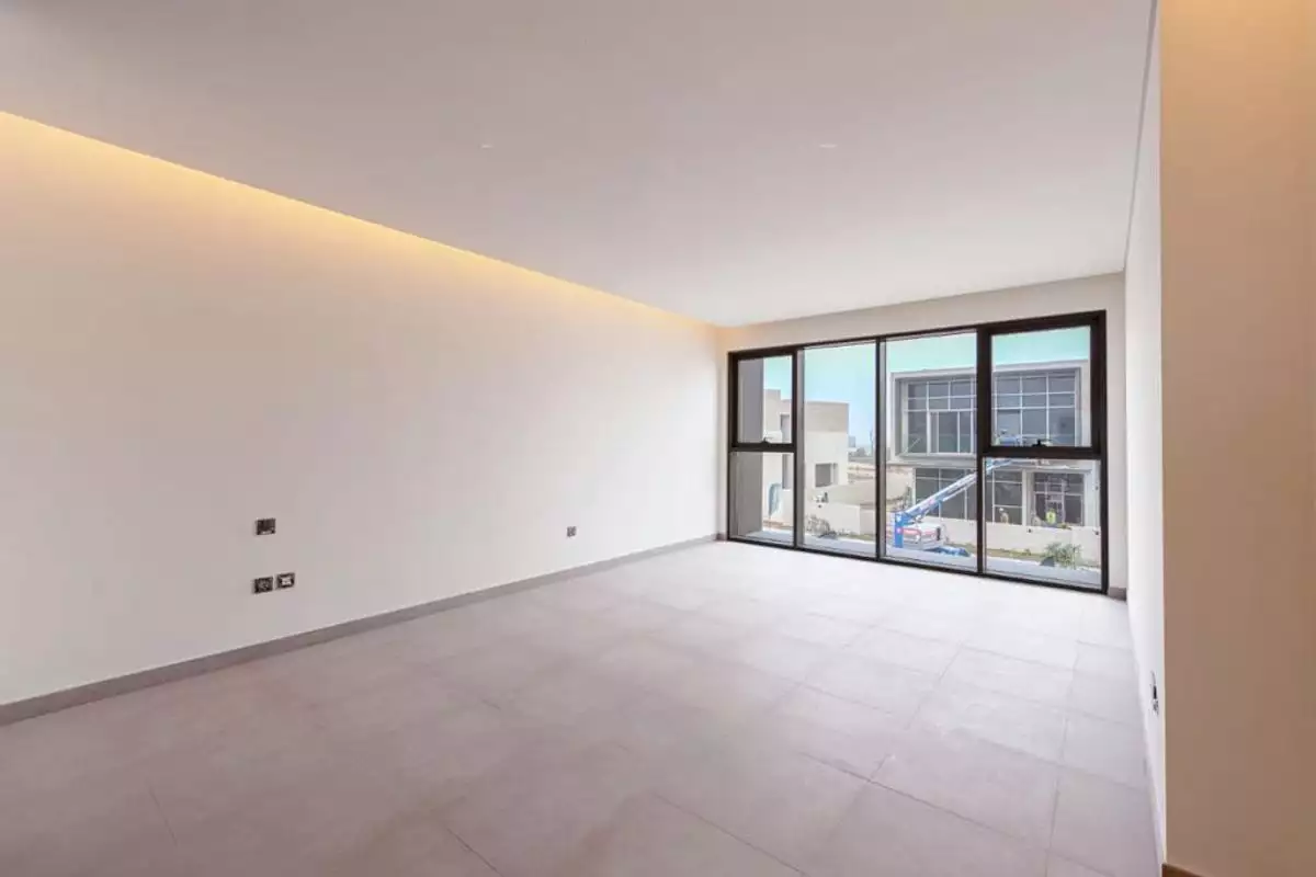 Villa 560m² in UAE, Dubai. Priced at 4994310€ rent photo-11
