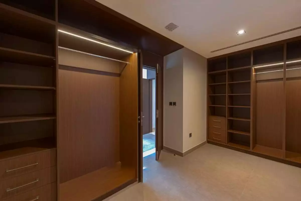 Villa 560m² in UAE, Dubai. Priced at 4994310€ rent photo-15