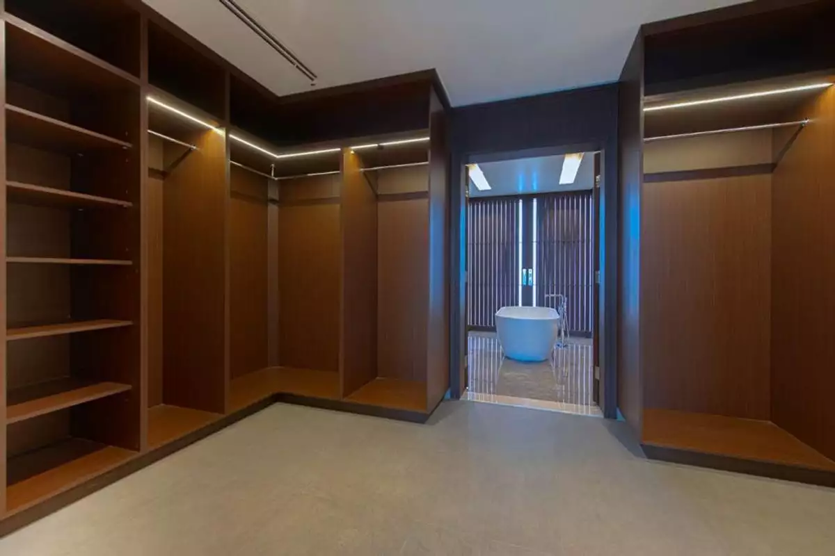 Villa 560m² in UAE, Dubai. Priced at 4994310€ rent photo-19